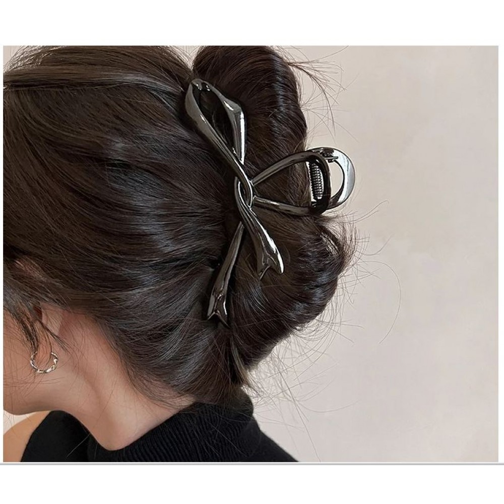 Elegant Shape Pearl Hair Claw Clip For Women Hair Bun Hairpin Headwear Rhinestone Metal Barrettes Banana Twist Clips Jewelry