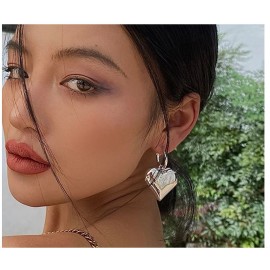 2023 Chic Heart Huggie Hoop Earrings Asymmetric Big Earrings For Women New Gold Color Fashion Jewelry Girl Gift